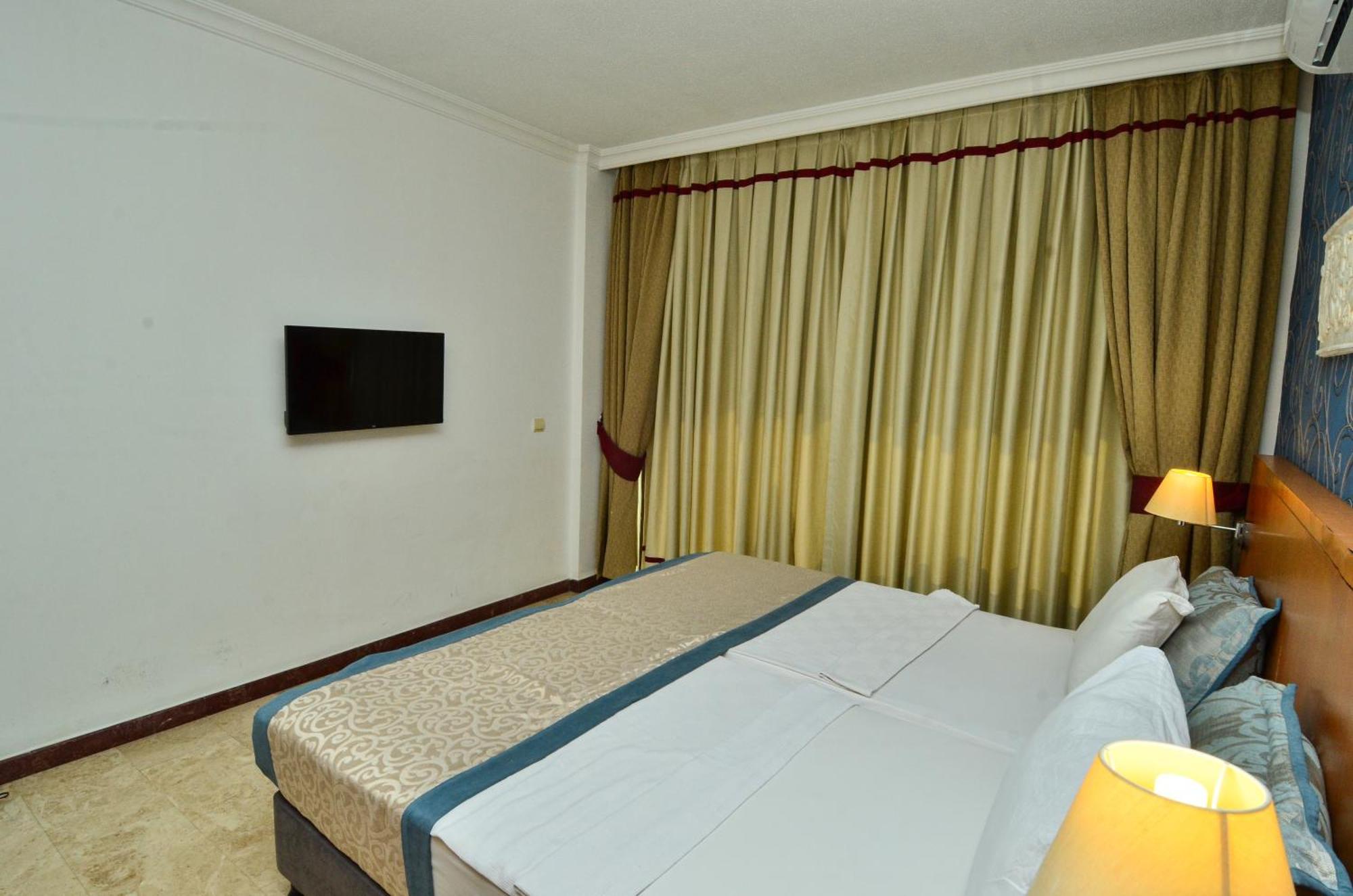 Tropic Beach Club Side Hotel Extérieur photo