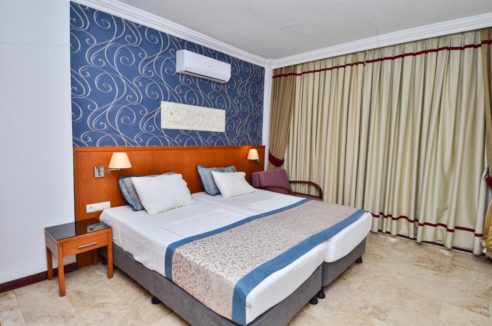 Tropic Beach Club Side Hotel Extérieur photo
