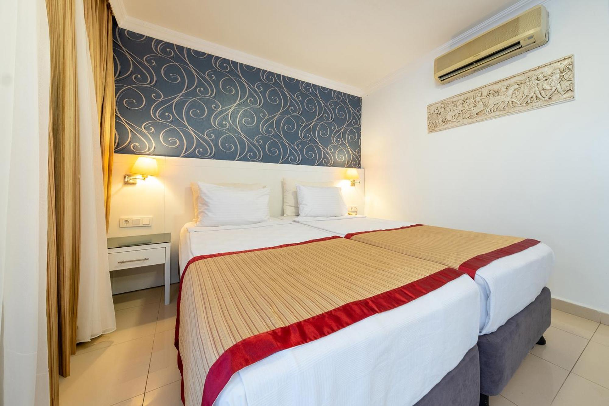 Tropic Beach Club Side Hotel Extérieur photo